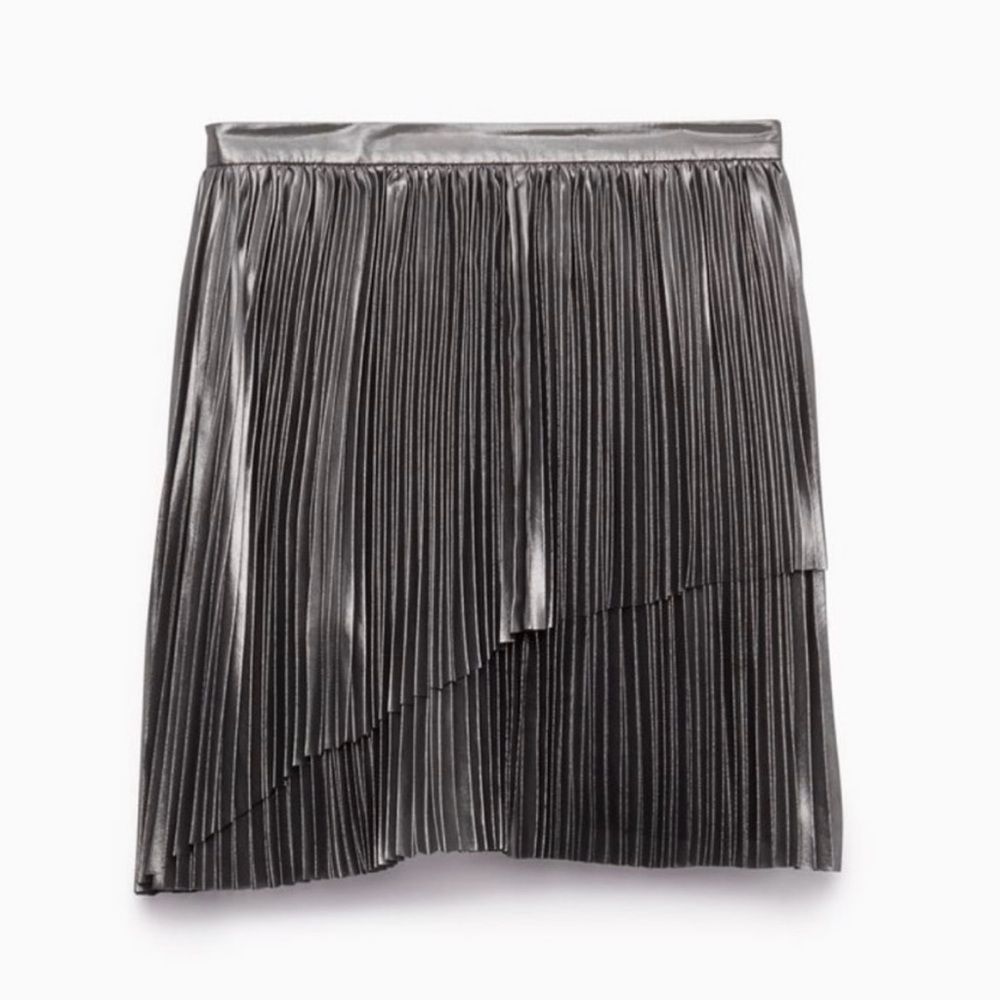 Wilfred Aritzia Metallic Silver Pleated Skirt